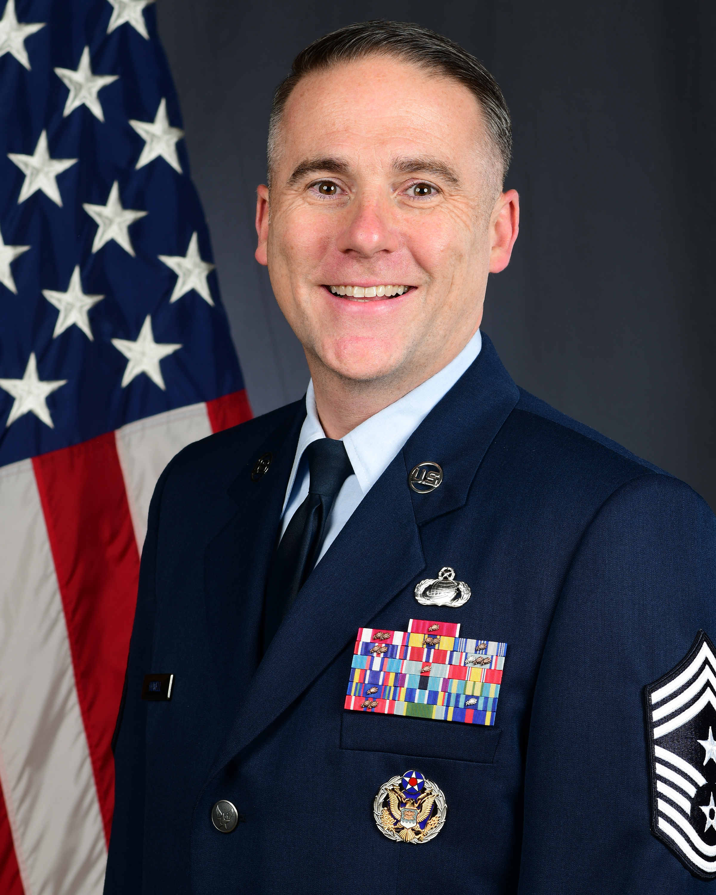 Official Photo for CMSgt Raun Howell